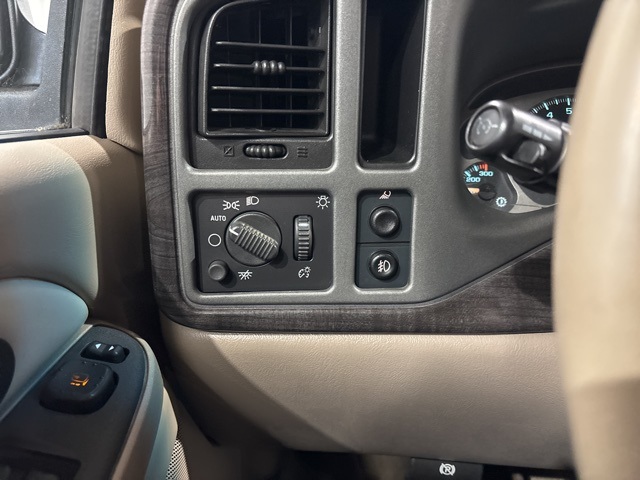 2004 Gmc Sierra 1500 Denali photo 15
