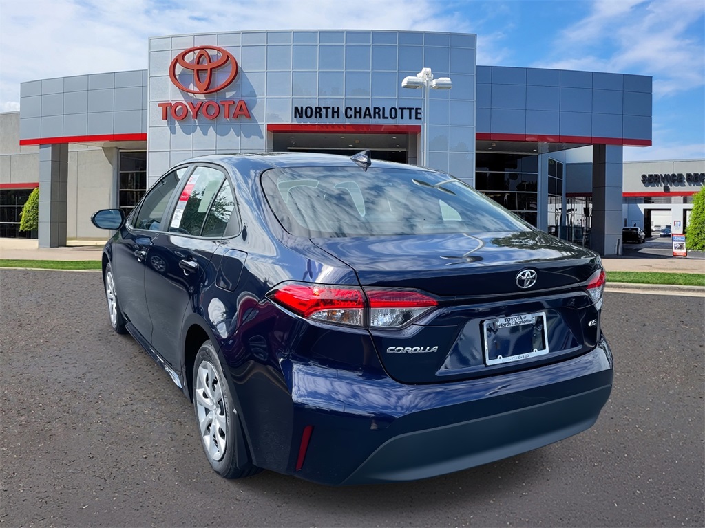 2025 Toyota Corolla LE photo 5