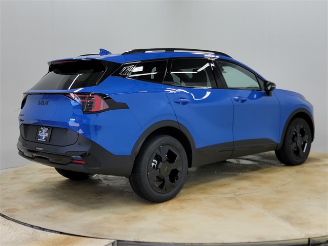 2026 Kia Sportage X-Line photo 2