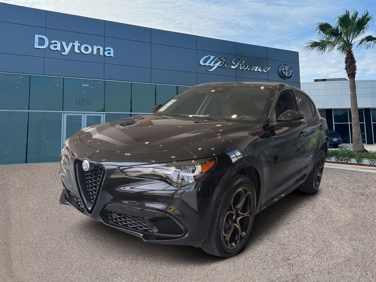 2025 Alfa Romeo Stelvio Sprint photo 4