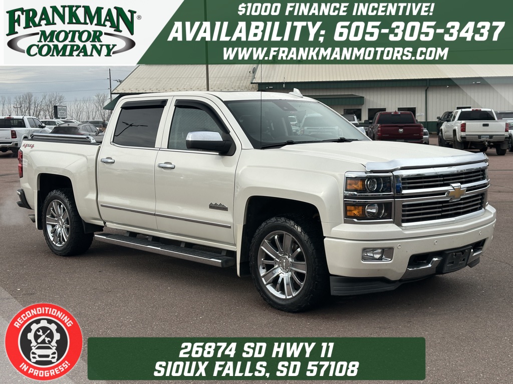 2015 Chevrolet Silverado 1500 High Country photo 2