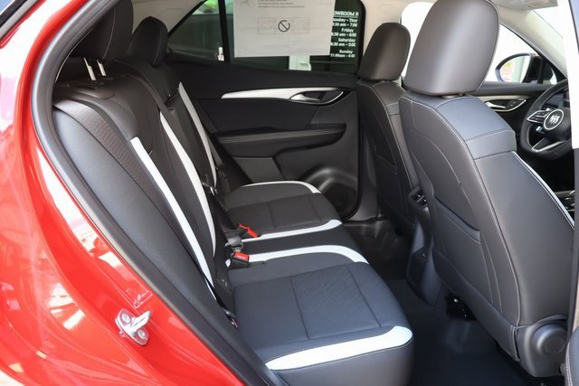 2025 Buick Envision Sport Touring photo 16