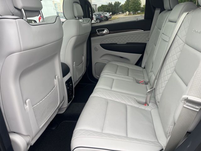 2019 Jeep Grand Cherokee Summit photo 10