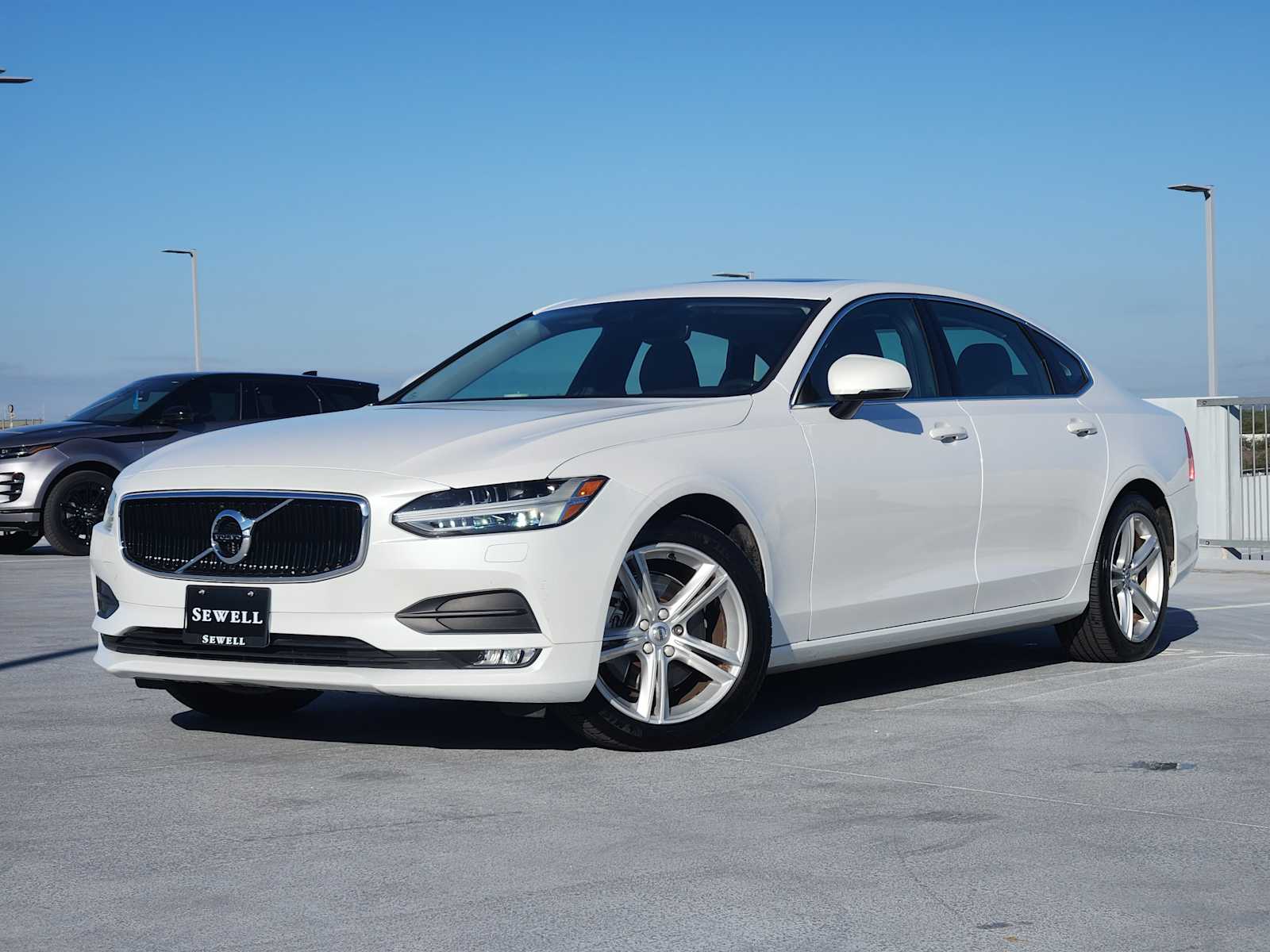 2018 Volvo S90 Momentum