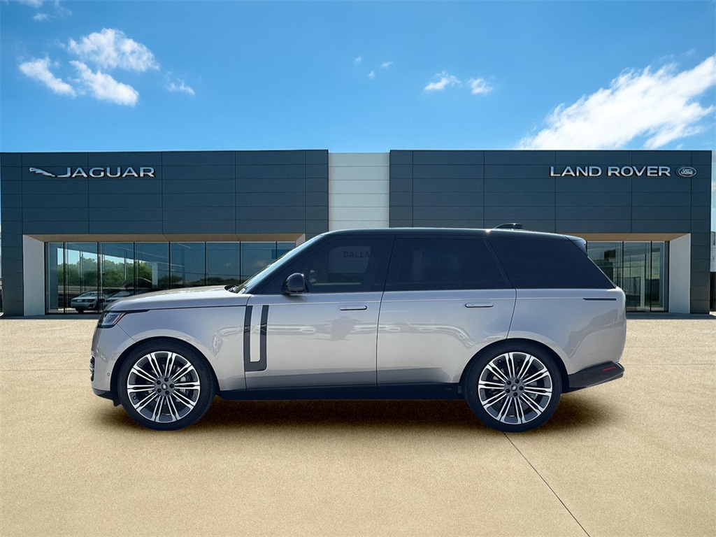 2025 Land Rover Range Rover SE photo 2