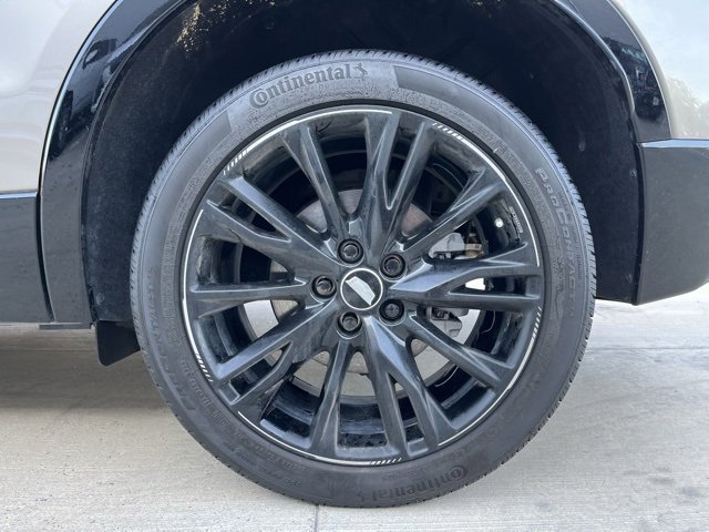 2025 Cadillac XT4 Sport photo 15