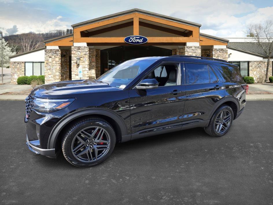 2026 Ford Explorer ST's photo