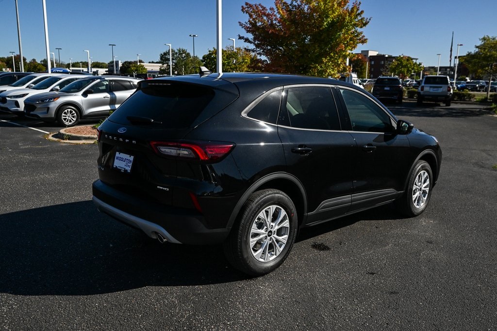 2025 Ford Escape Active photo 3