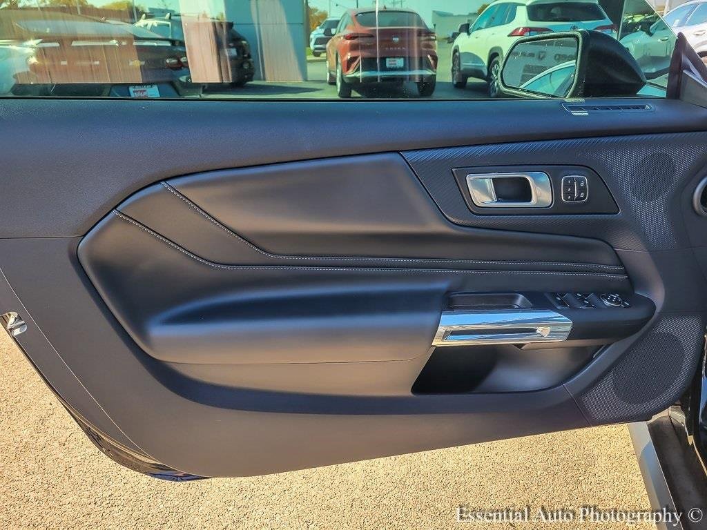 2024 FORD MUSTANG - Image 14