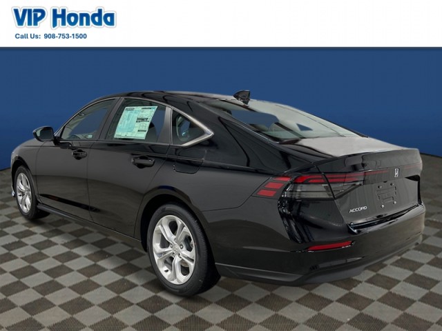 2025 Honda Accord 1.5T LX photo 2