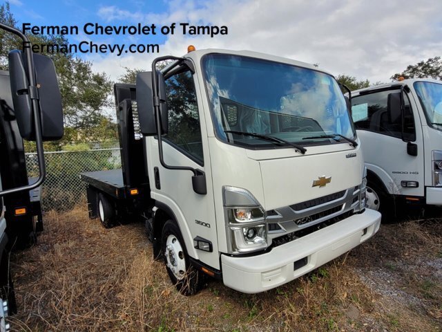2024 Chevrolet Low Cab Forward Base's photo