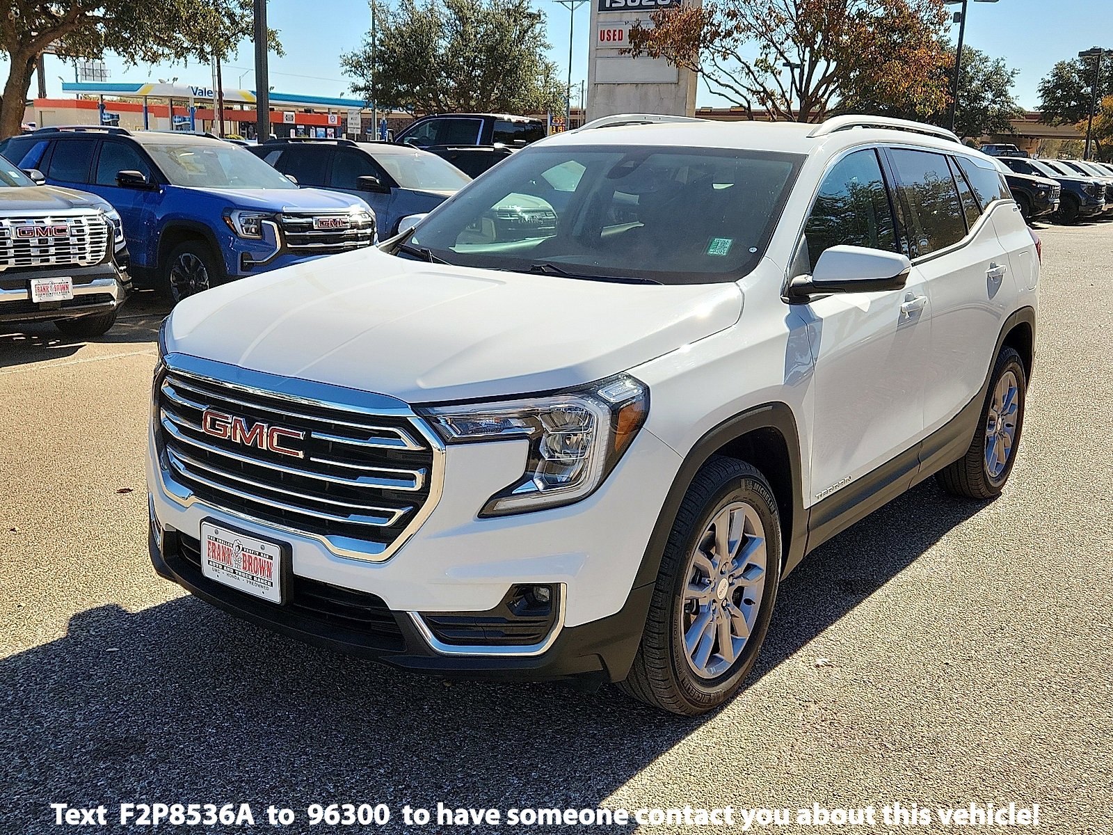 2024 GMC Terrain SLT's photo