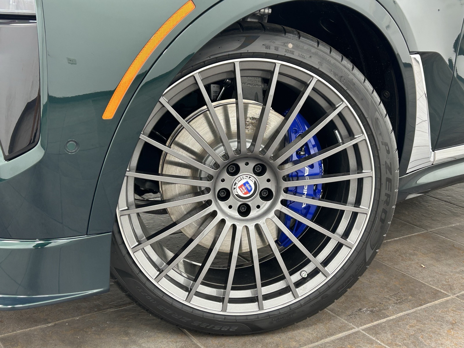 2026 Bmw X7 ALPINA XB7 photo 2