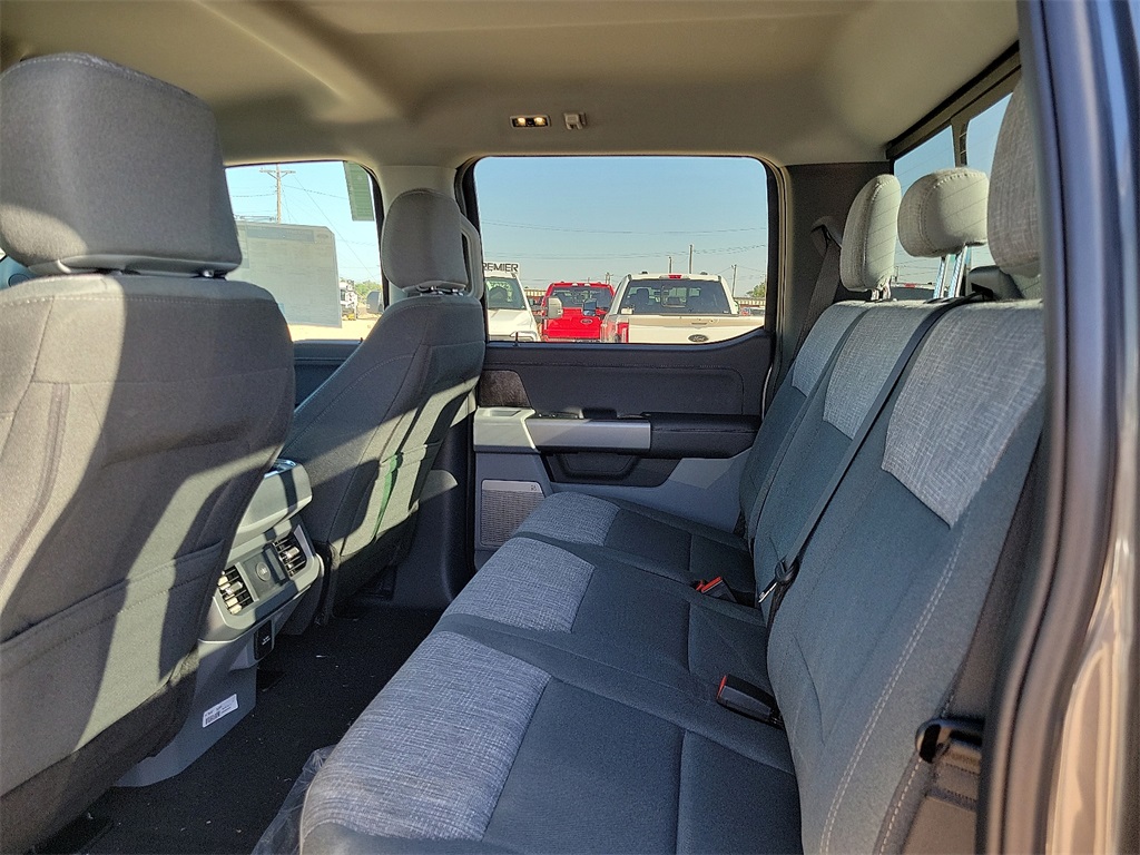 2025 Ford F-250 photo 15