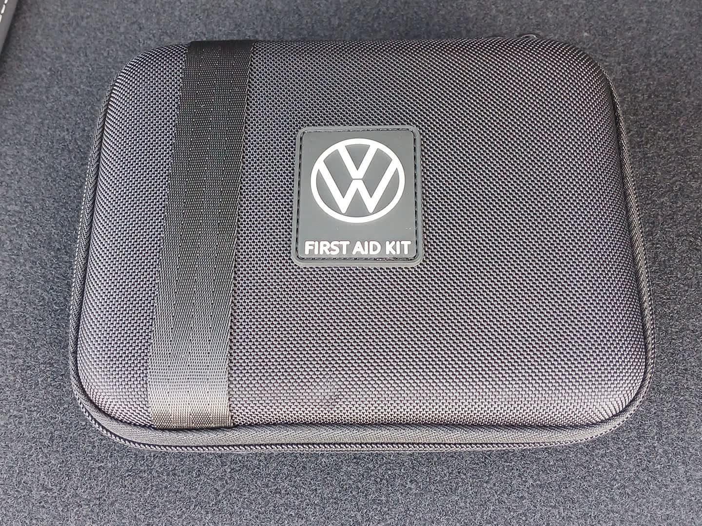 2026 Volkswagen Atlas SE photo 24