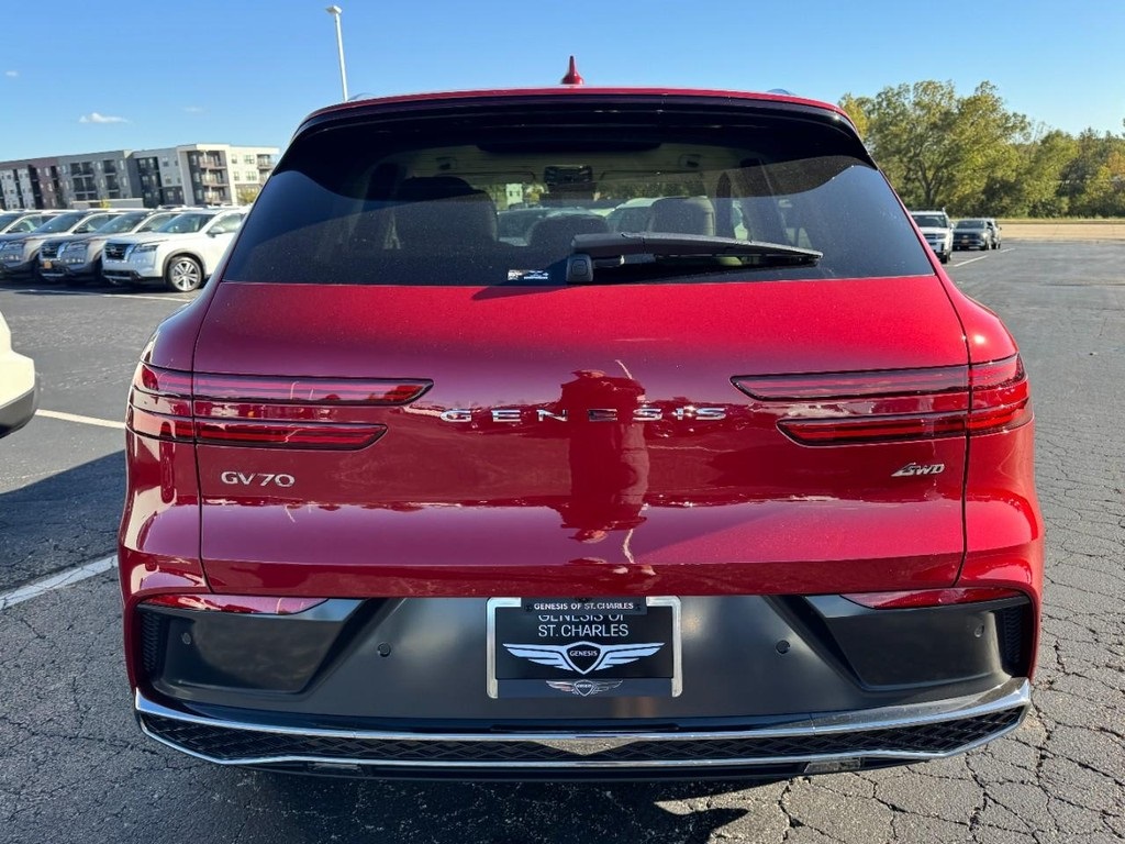 2026 Genesis GV70 2.5T Advanced photo 4