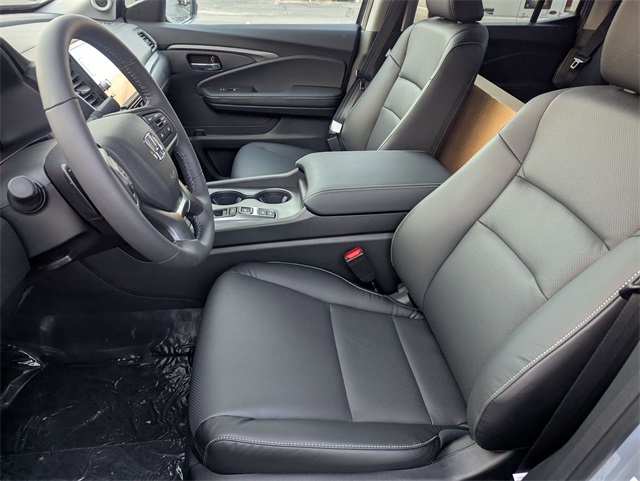 2025 Honda Ridgeline RTL photo 11