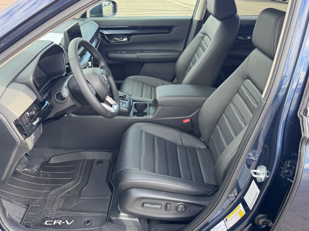 2026 Honda CR-V EX-L photo 2