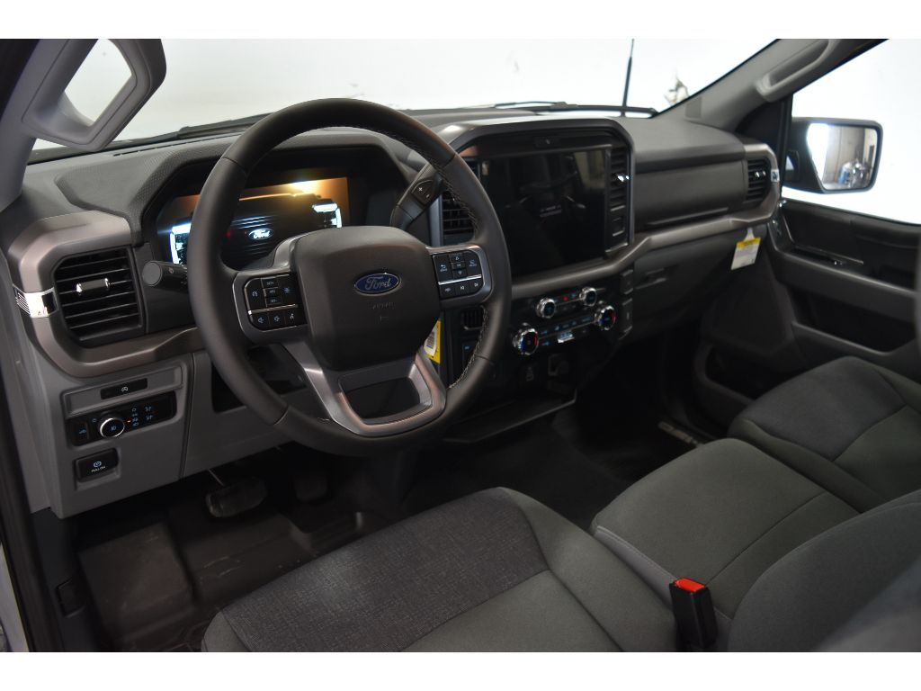 2025 Ford F-150 STX photo 12