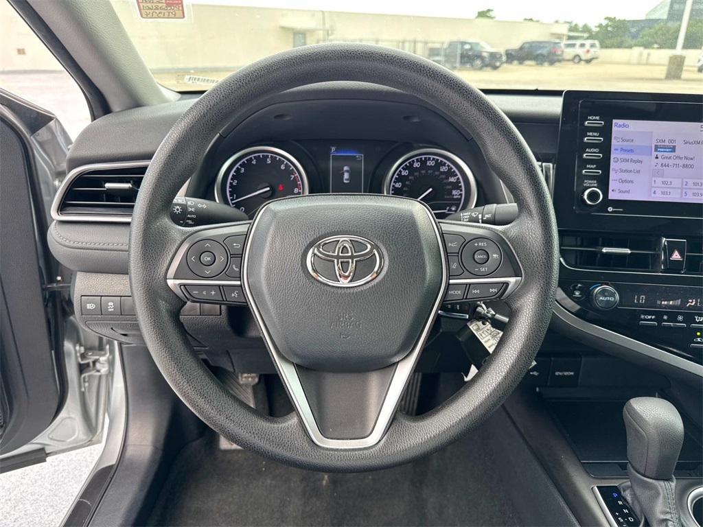 2023 Toyota Camry LE photo 21