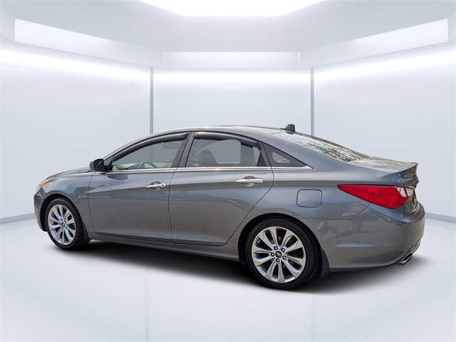 2013 Hyundai Sonata SE photo 2
