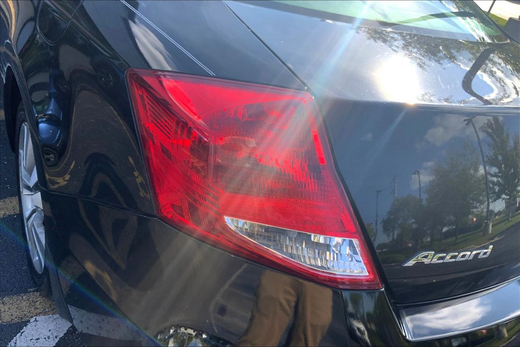 2012 Honda Accord LX photo 29