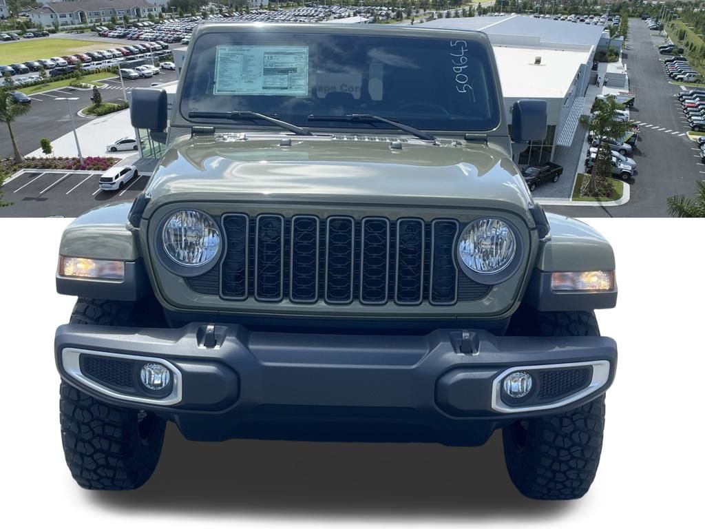 2025 Jeep Gladiator Sport photo 2