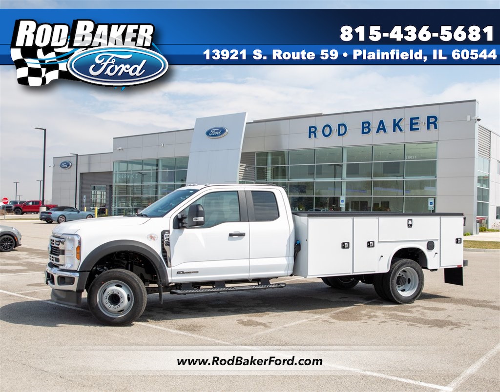 2025 Ford F-450 Super Duty Chassis Cab XL's photo