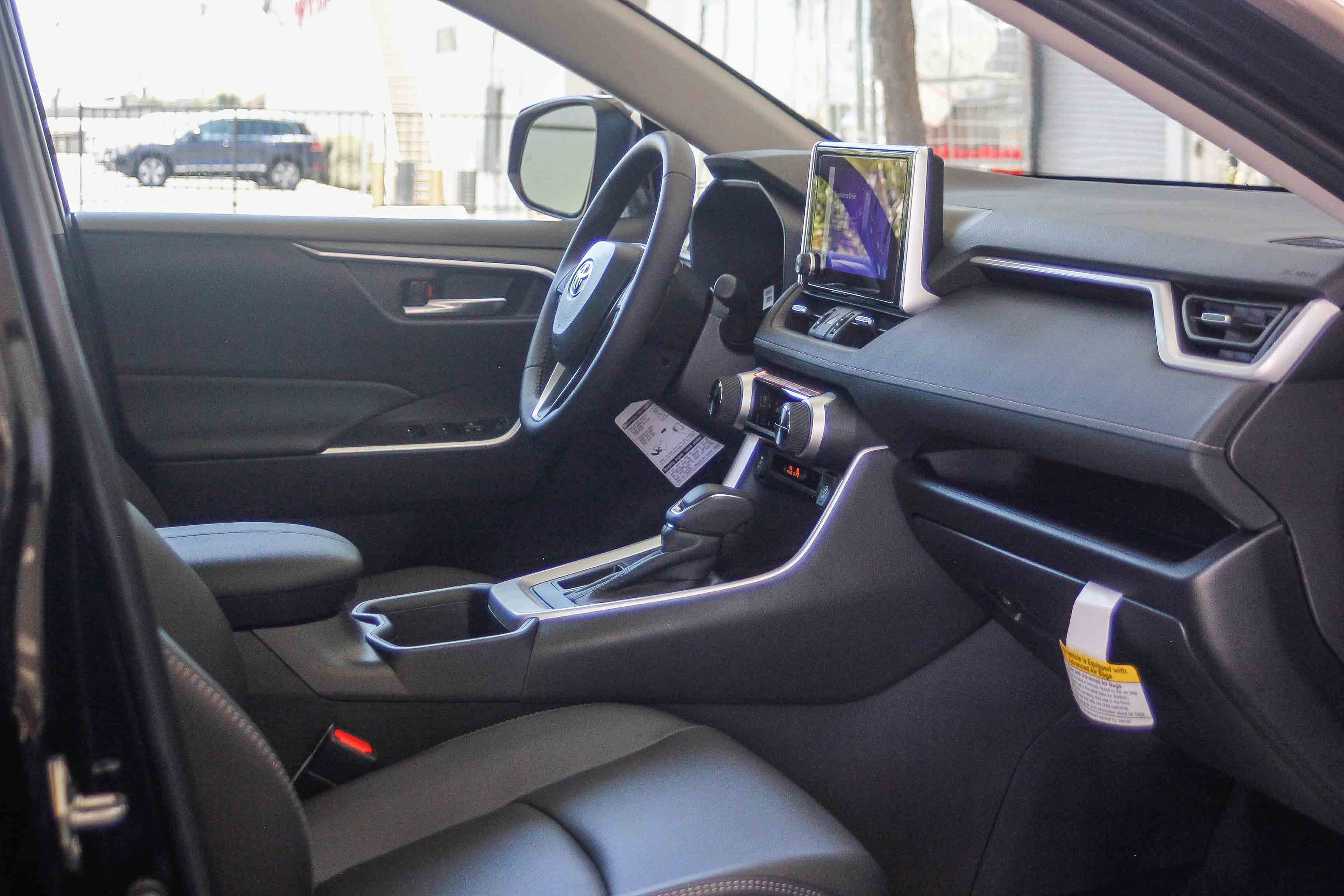 2025 Toyota RAV4 XLE Premium photo 16