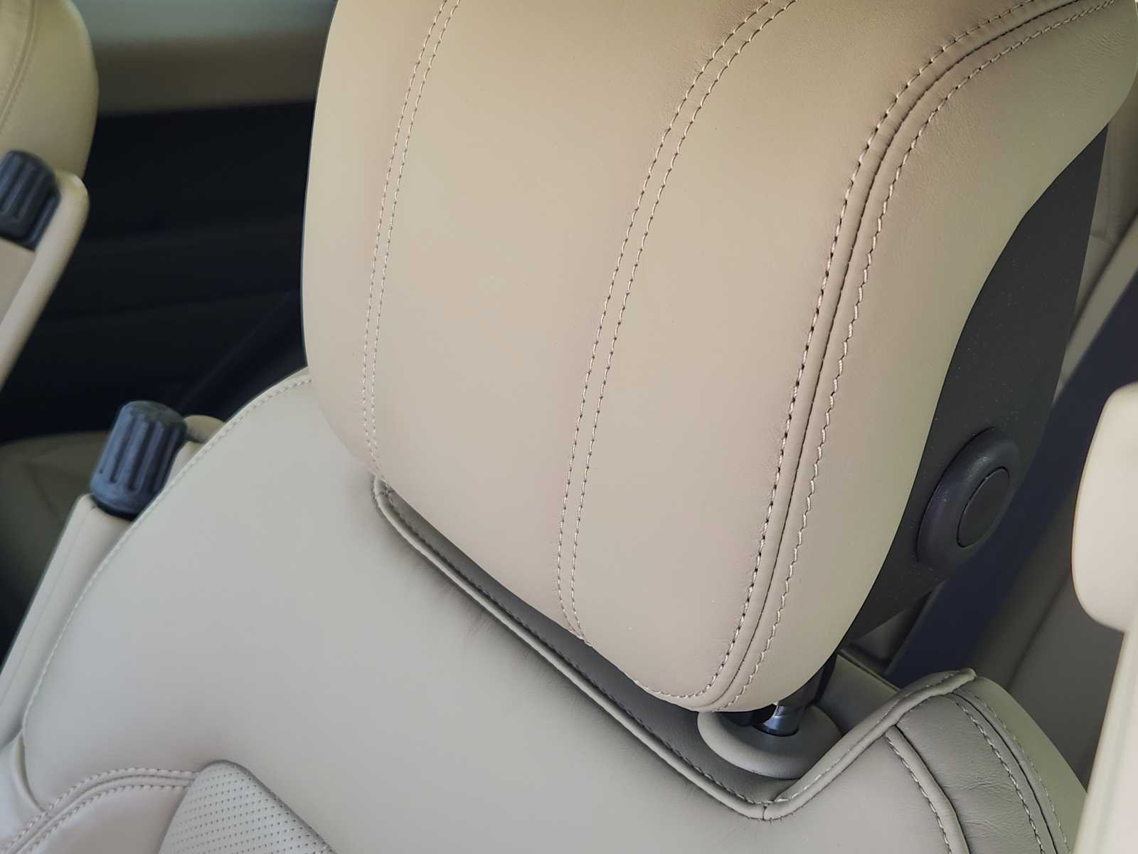 2019 Land Rover Range Rover Sport HSE photo 13