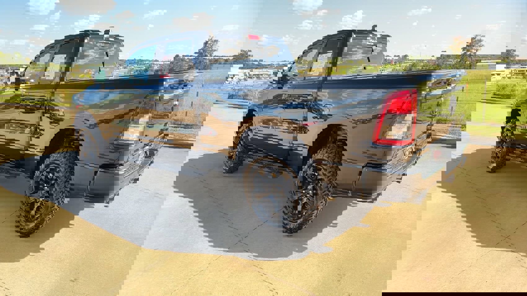 2022 Ram 1500 Lone Star photo 7