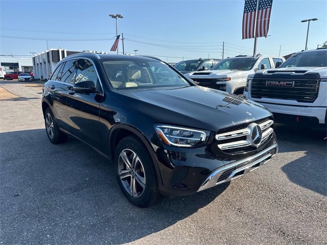 2022 Mercedes Benz GLC 300 photo 3
