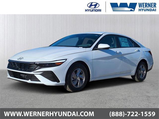 2026 Hyundai Elantra SE's photo