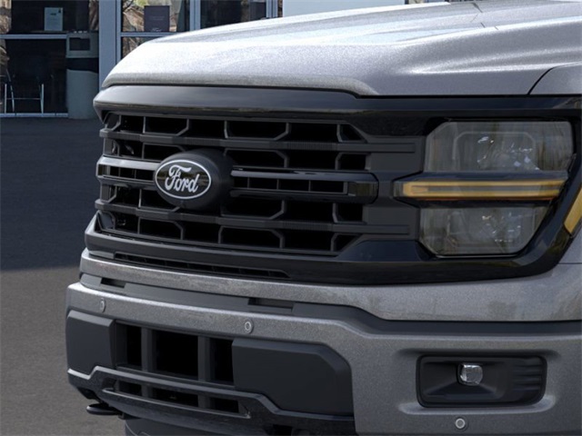 2025 Ford F-150 XLT photo 17