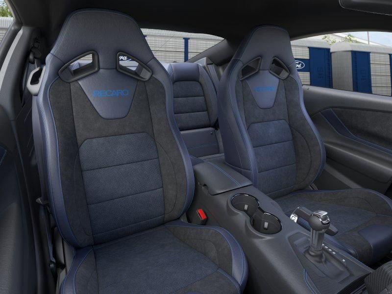 2025 Ford Mustang Dark Horse photo 6