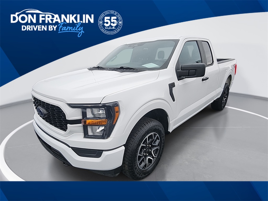 2023 Ford F-150 XL's photo