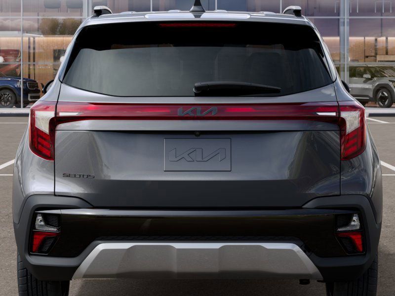2025 Kia Seltos EX photo 12
