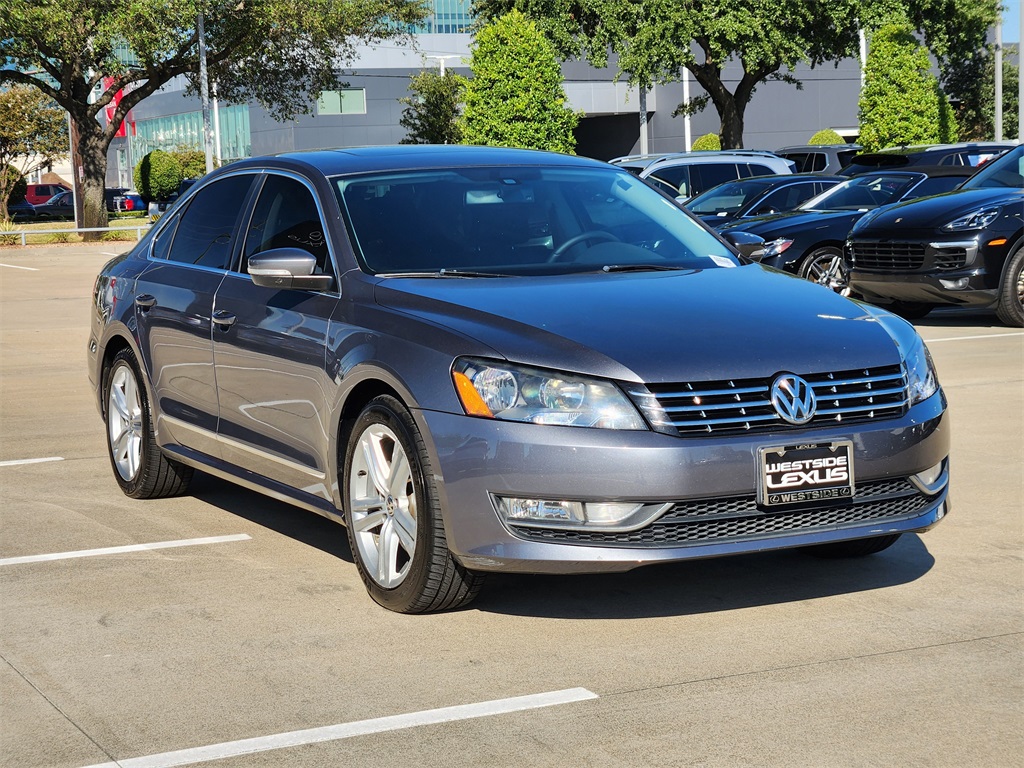2015 Volkswagen Passat TDI SEL Premium photo 3