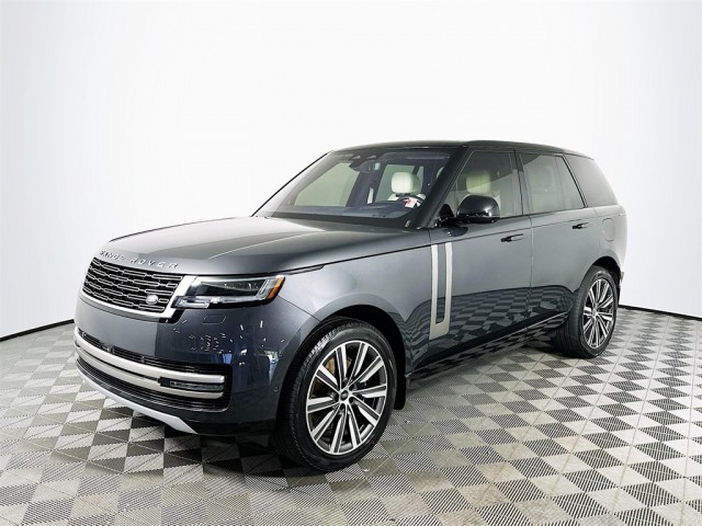 2023 Land Rover Range Rover Plug-In Hybrid SE