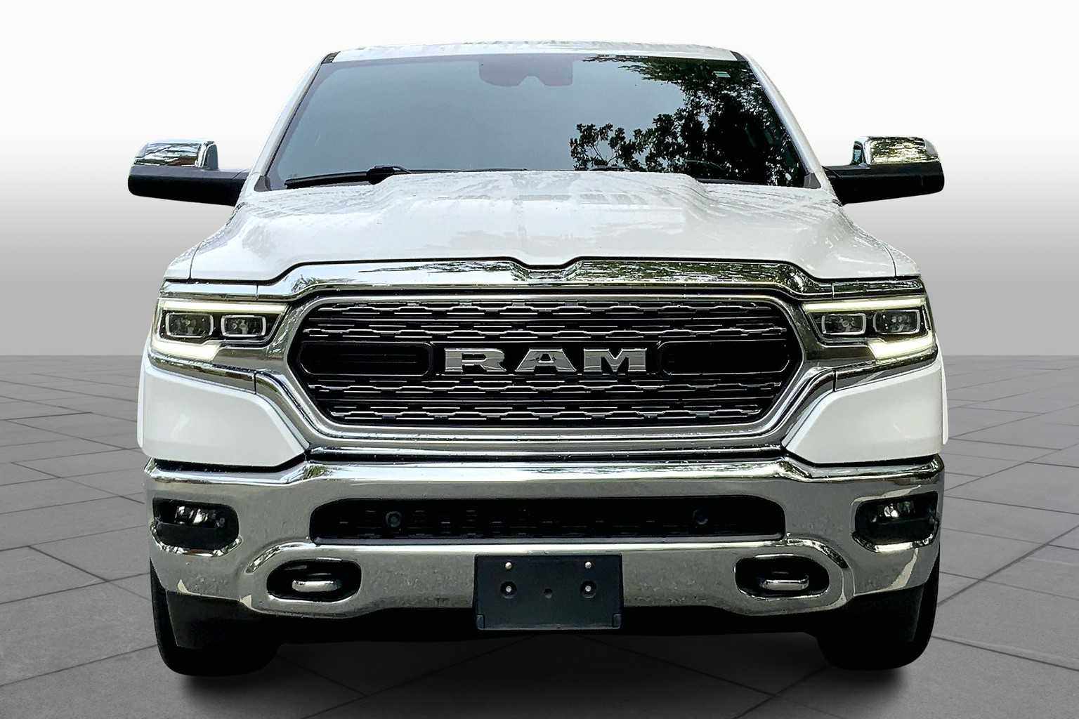 2020 Ram 1500 Limited photo 3