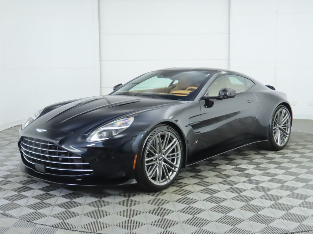 2026 Aston Martin Vantage Base's photo
