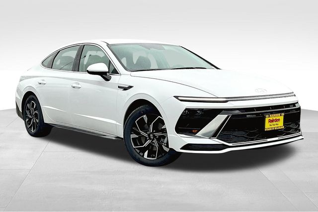 2025 Hyundai Sonata SEL's photo