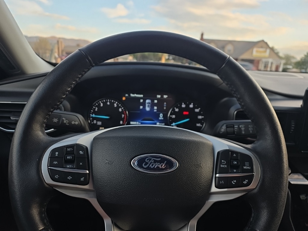 2023 Ford Explorer Limited photo 19