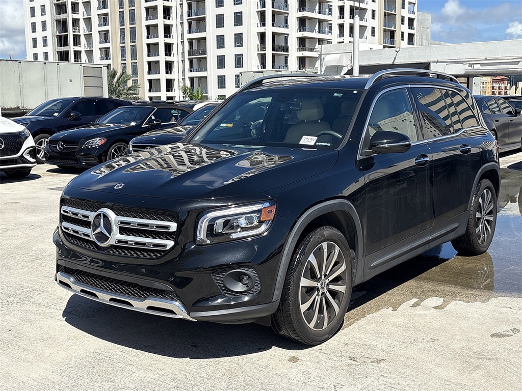 2022 Mercedes Benz GLB 250 photo 2