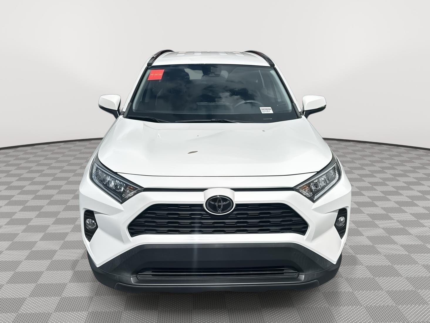 Used 2021 Toyota RAV4 XLE with VIN 2T3W1RFV1MC141211 for sale in Kansas City