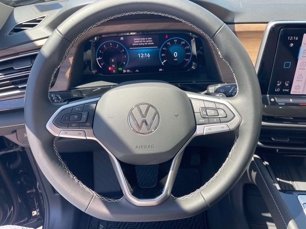 2026 Volkswagen Atlas SE Technology photo 6