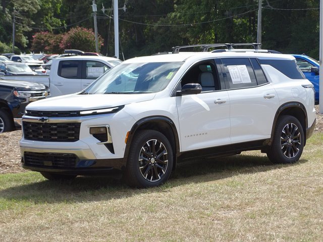 2024 Chevrolet Traverse Premier photo 2