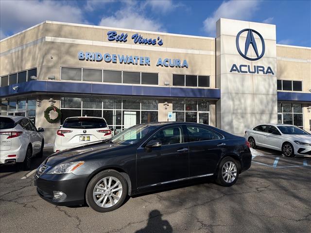 2010 Lexus ES 350's photo