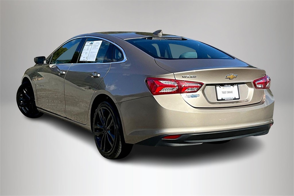 2022 Chevrolet Malibu 1LT photo 4