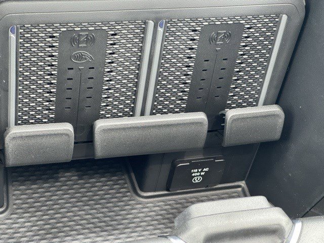 2026 Ram 1500 Laramie photo 26
